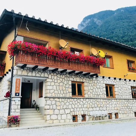 Hotel House Berdnik à Stahovica Extérieur photo